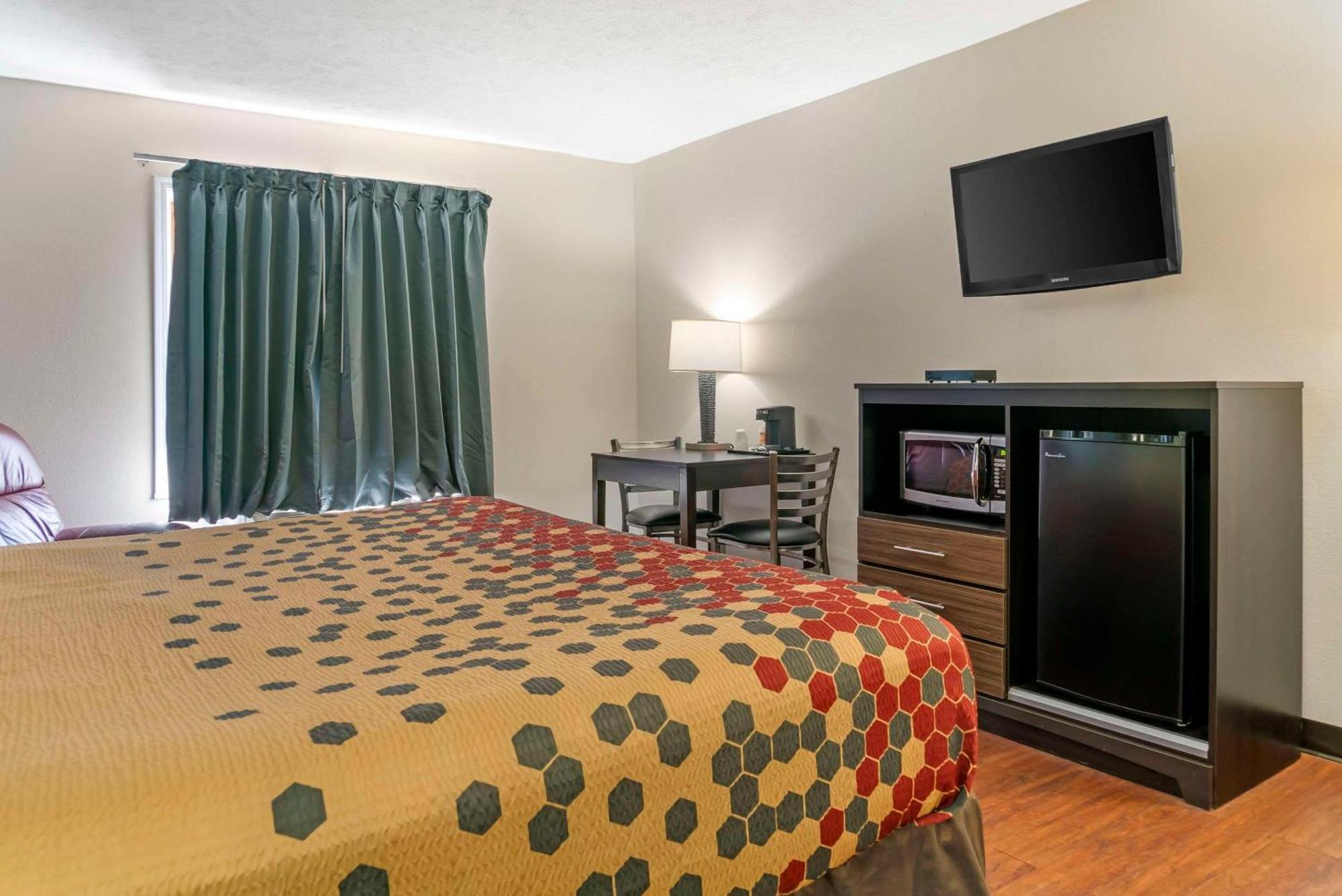 Econo Lodge Traverse City Luaran gambar